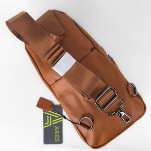 Borsetă din piele naturală - Ares Messenger - Unisex - Maro cognac